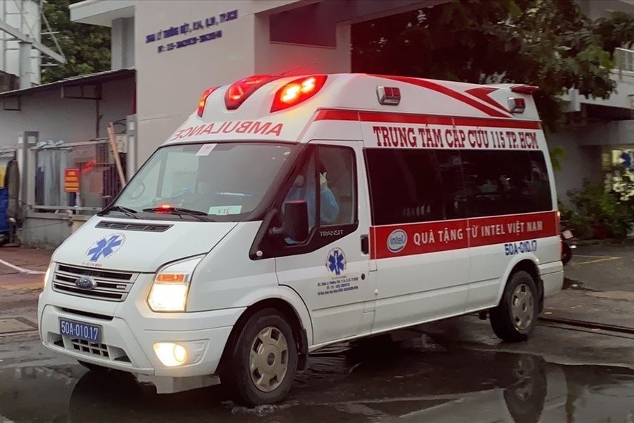 Hai ca sinh rớt ngưng tim, ngưng thở được mạng lưới cấp cứu ngoại viện 115 TP.HCM cứu sống